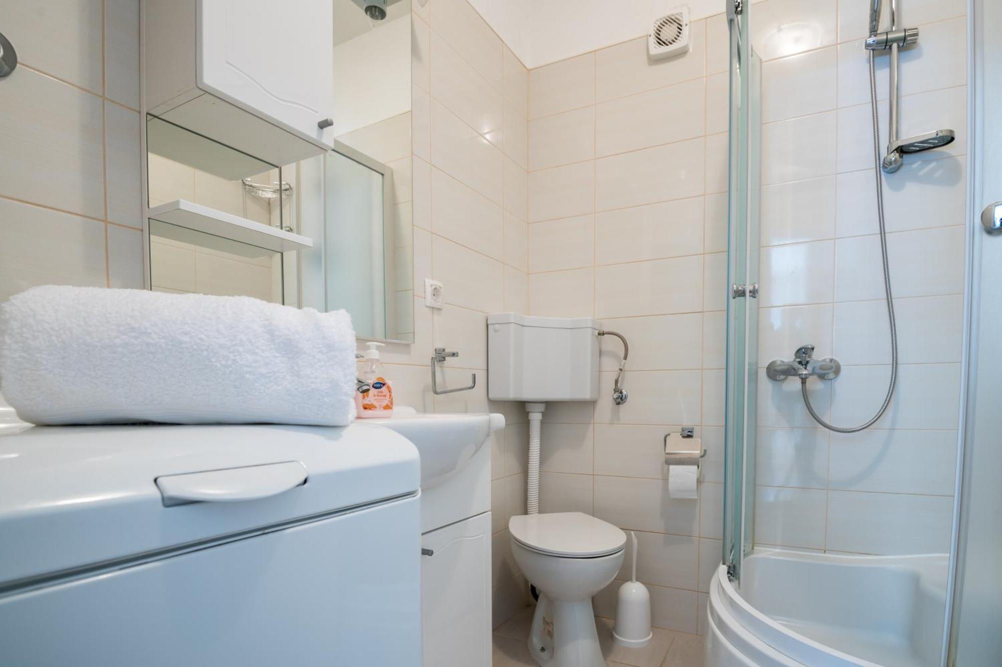 Apartment Mihaela Блаце Экстерьер фото