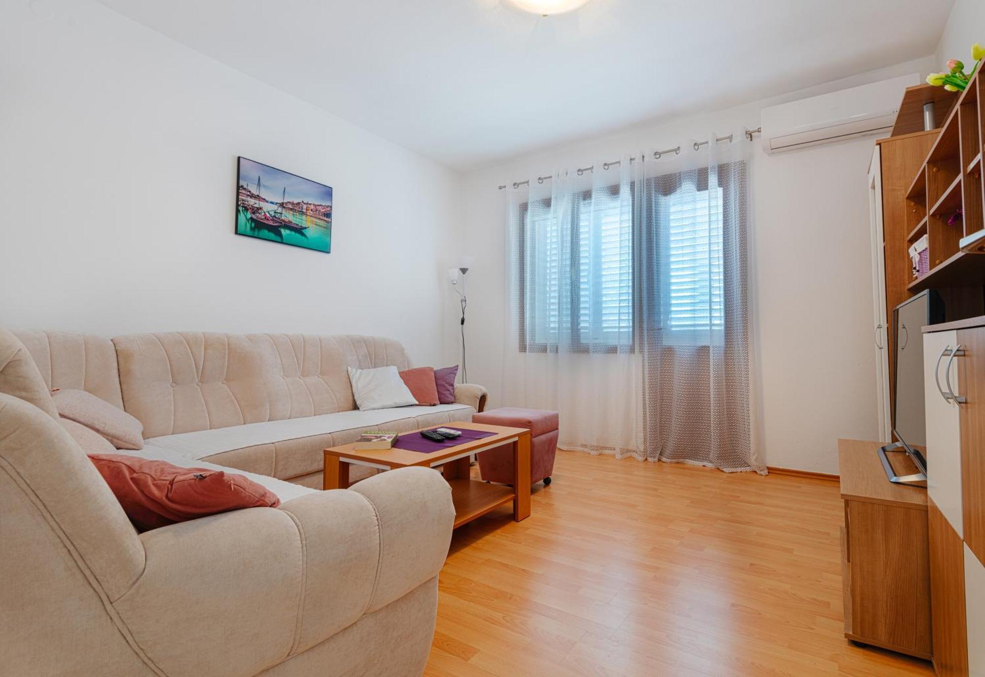 Apartment Mihaela Блаце Экстерьер фото