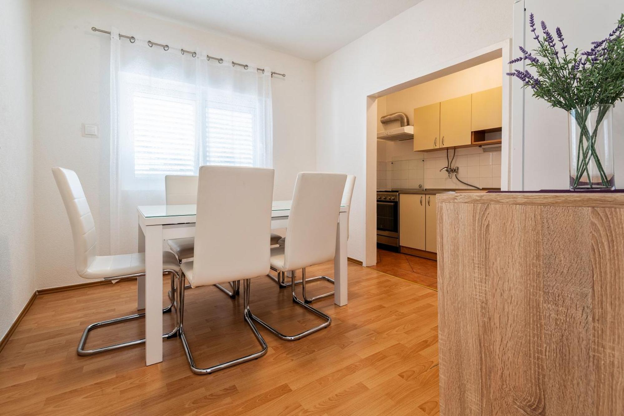 Apartment Mihaela Блаце Экстерьер фото