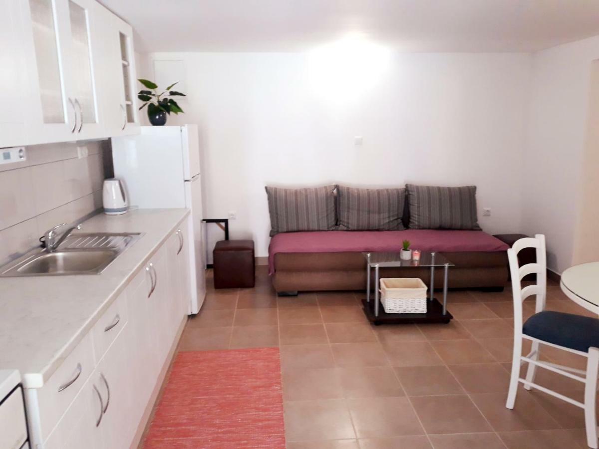 Apartment Mihaela Блаце Экстерьер фото