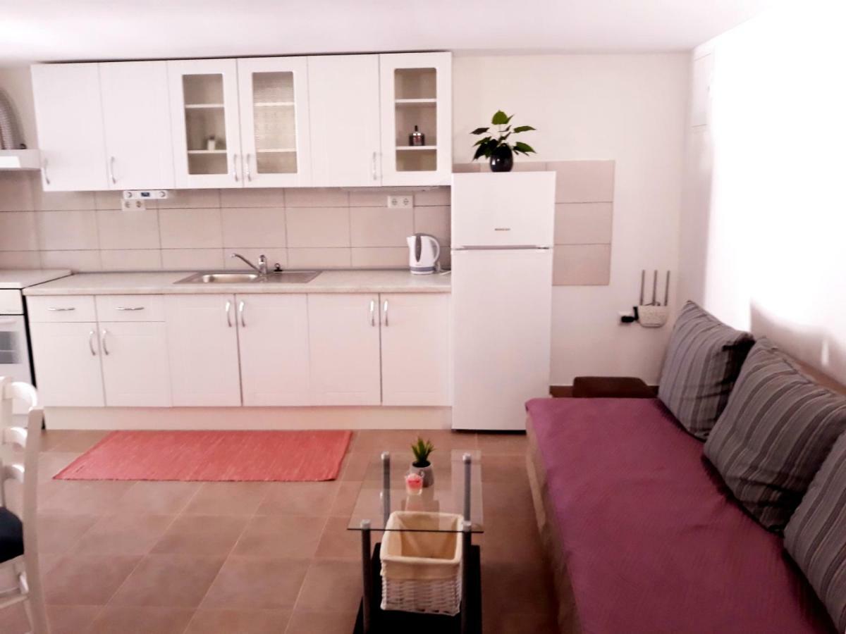 Apartment Mihaela Блаце Экстерьер фото